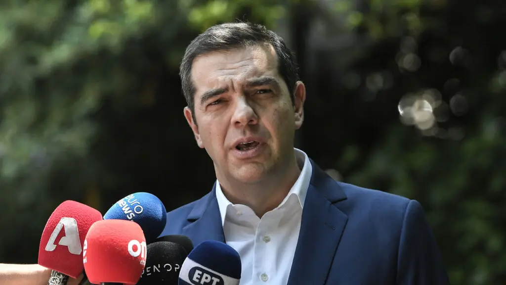 El espejo griego y la necesidad de una alternativa