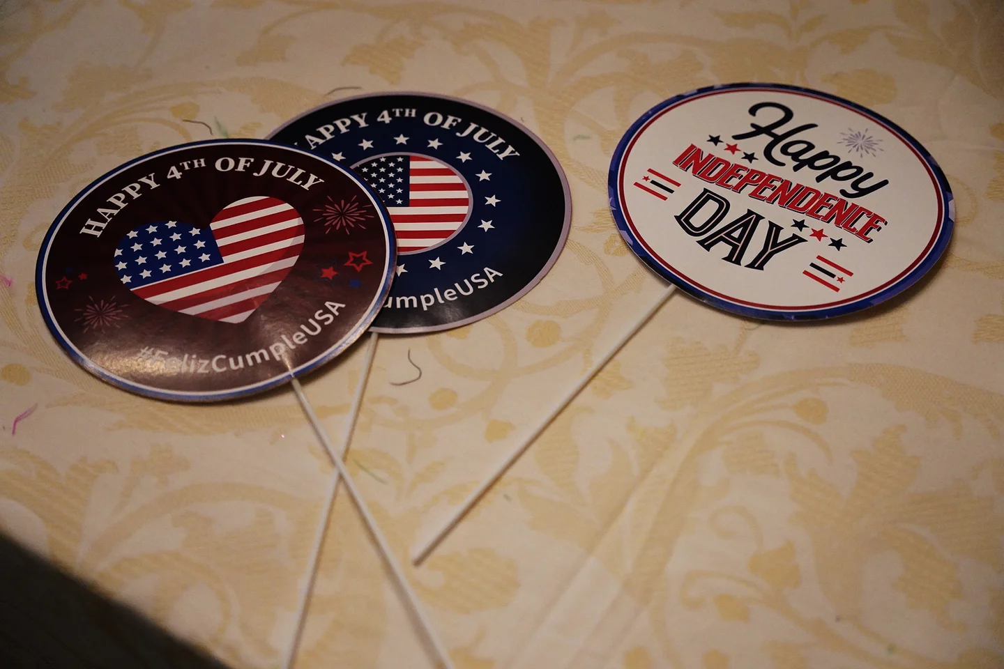 El retroceso de Estados Unidos no disuade la tradicional sumisión de los neoliberales al dominador del Norte.