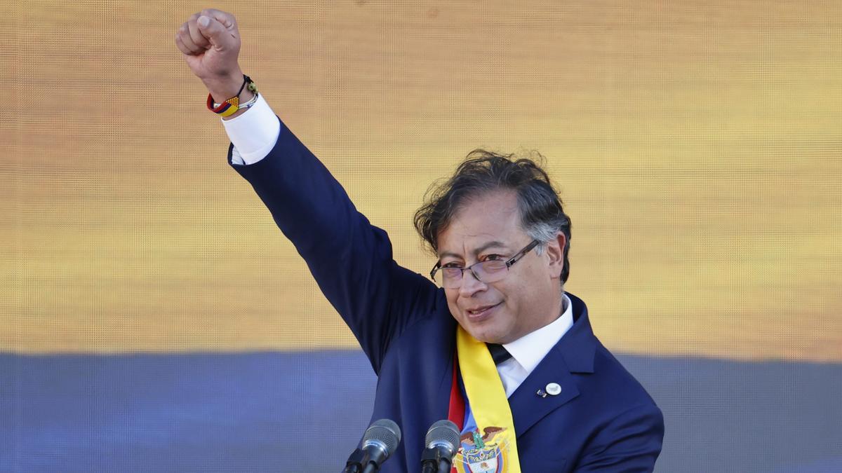 Petro: «Colombia se encamina hacia una gran batalla»