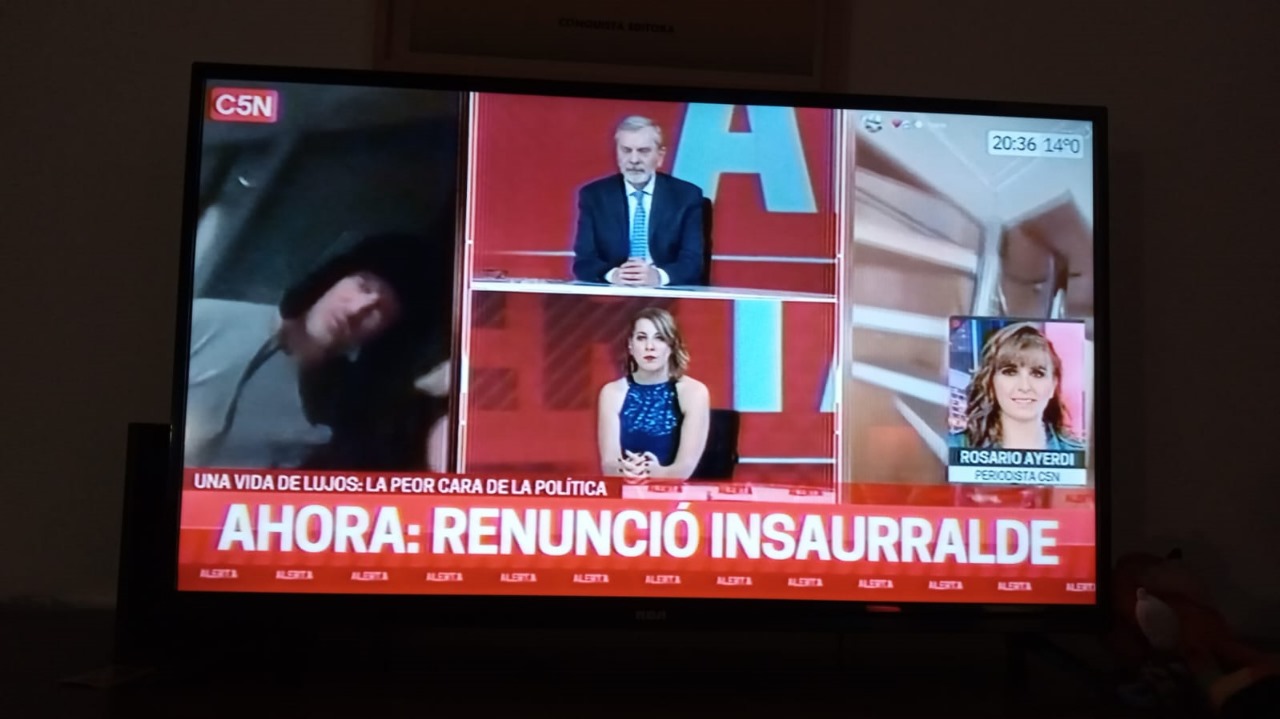 Menos pronostica dios y perdona