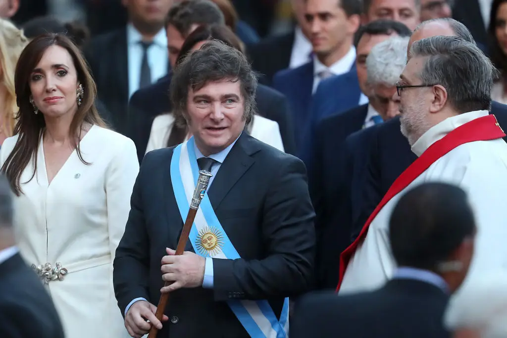 Miradas: ¿Por qué el «Plan Motosierra» resonó entre los pobres y los trabajadores?