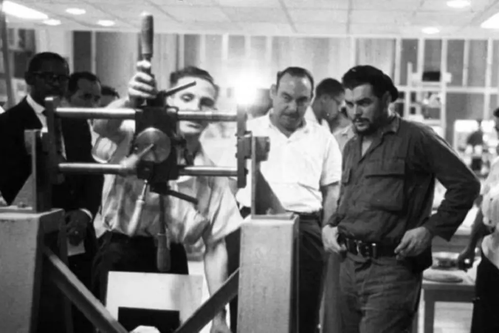 Cuba: El gran debate que se desarrolló entre 1963 y 1965