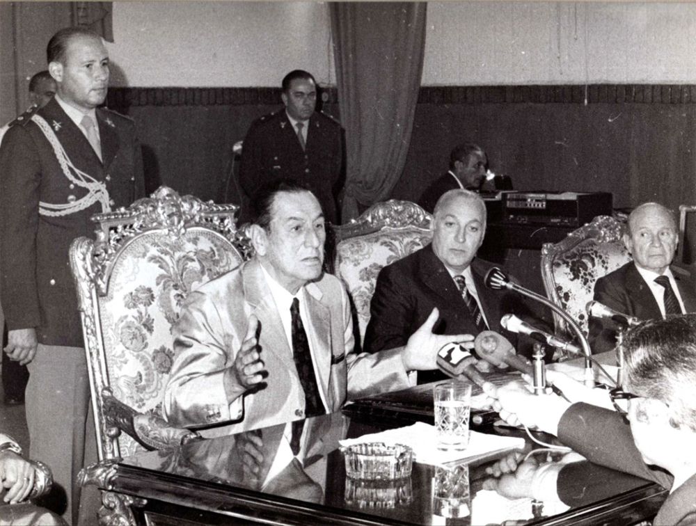 Les deseo la mayor fortuna …