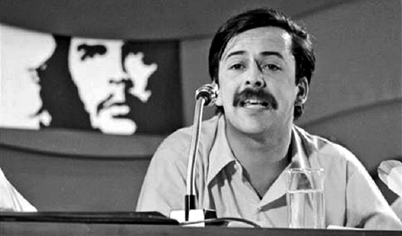 Una hoguera en el desierto