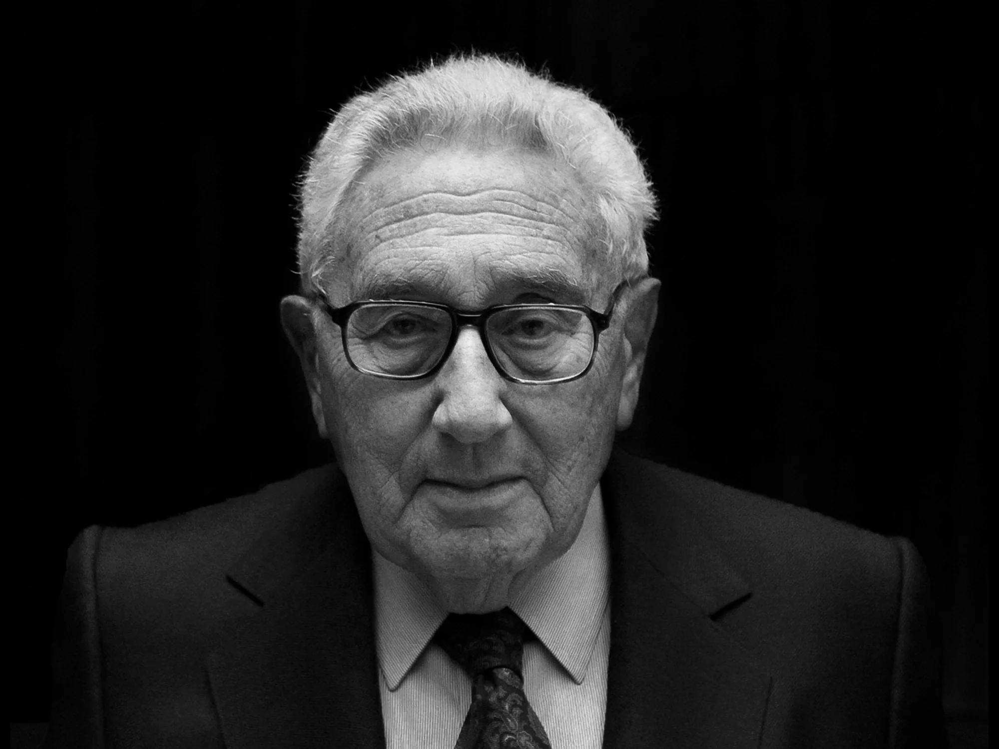 Elogio de la Geografía : Sobre la hegemonía definitiva de la Geopolítica por sobre la Economía