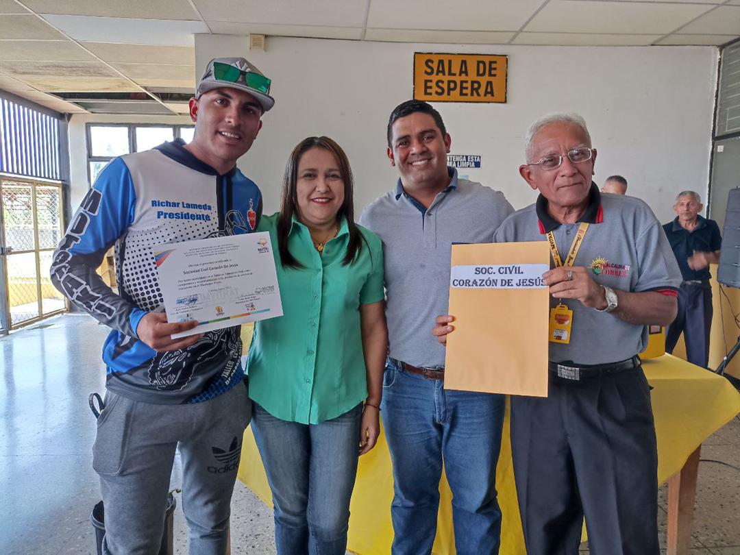 Mamdani: Acariciando lo áspero