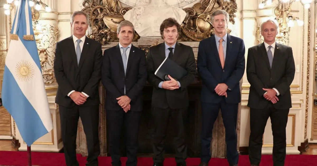 Siempre igual, todo igual, todo lo mismo